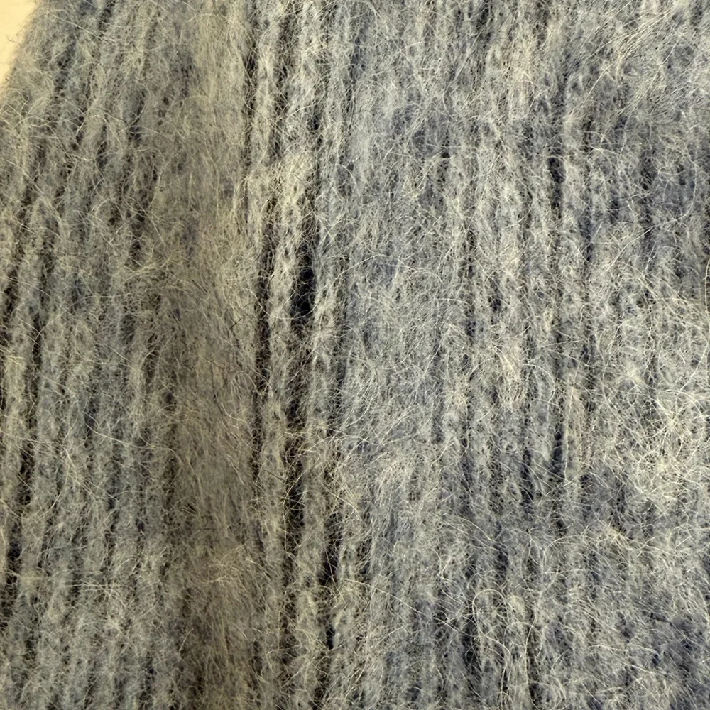 Elegant Blue Knit Snood and Hat Set Made Of Icelandic Wool 💙 - Picture 12 of 15